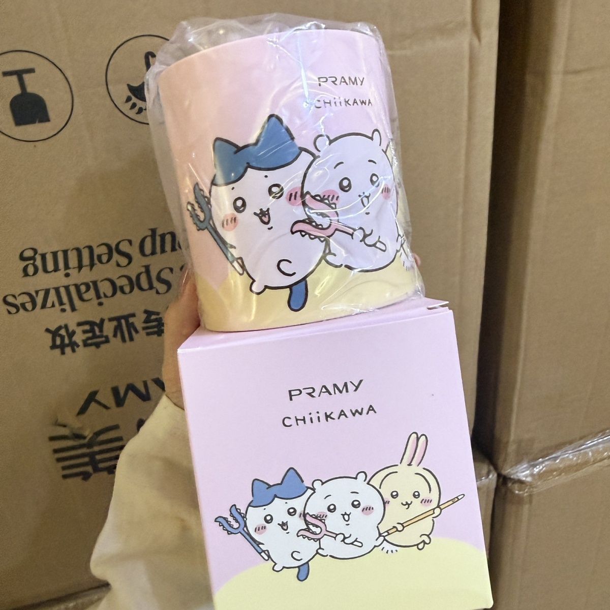 Chiikawa Co Branded Makeup Bru - Stationery Office review and price